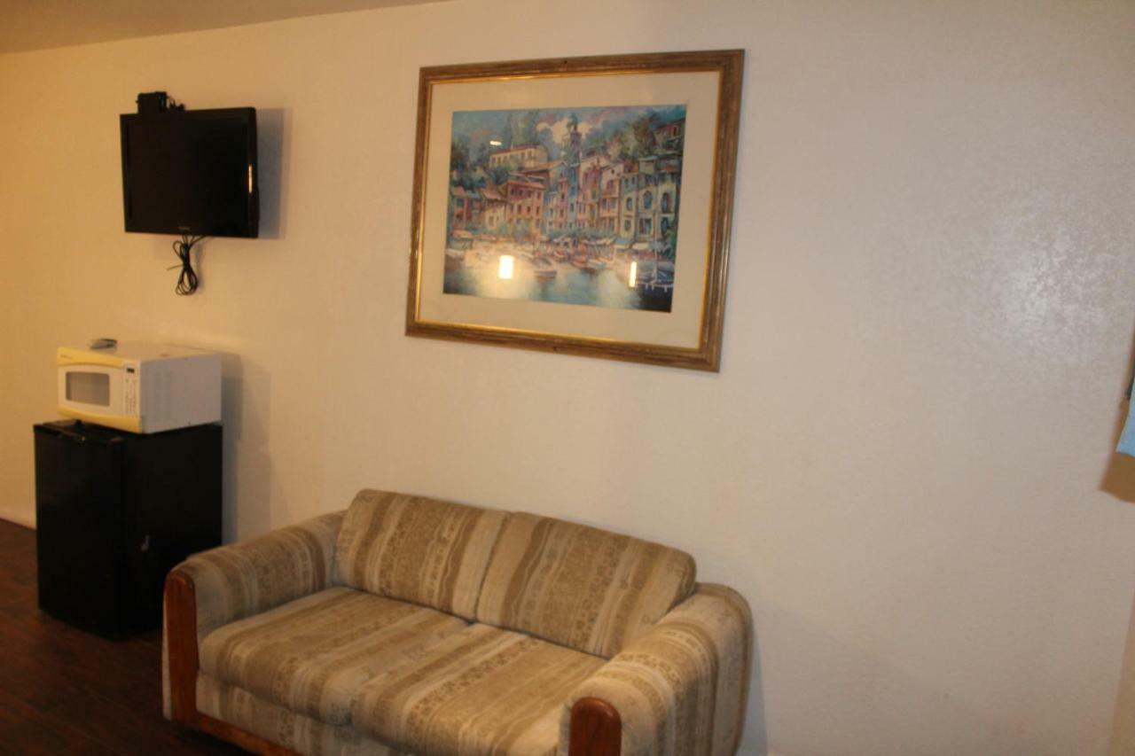 Oceanside Inn & Suites Eksteriør billede