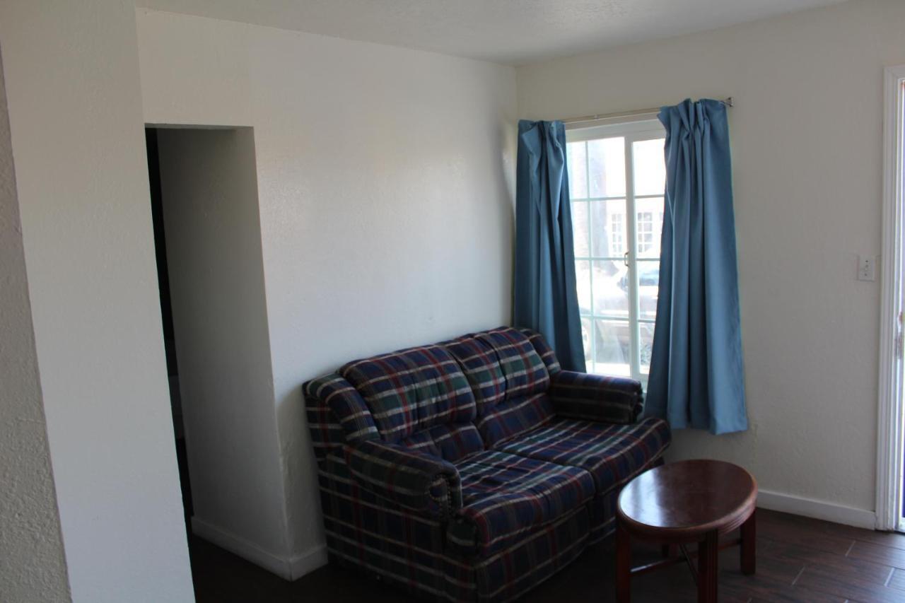 Oceanside Inn & Suites Eksteriør billede